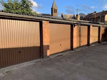 ensemble de 24 garages a vendre