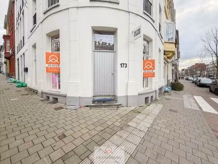 ruim hoekpand dichtbij station gent-sint-pieters !