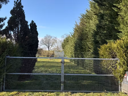 terrain agricole 1700 m² – eau de ville – verger + hangar