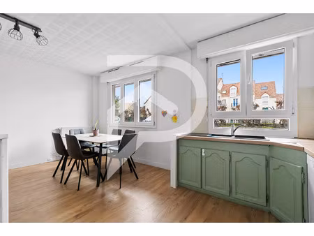 vente appartement 4 pièces 74 m² montesson (78360)