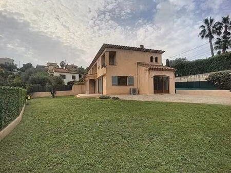 cagnes sur mer  maison 108m²  jardin