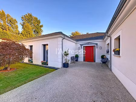 vente maison 6 pièces  189.00m²  chessy