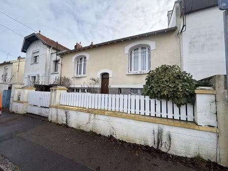 vente maison 98 m2 à nantes