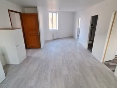 appartement t3 55m2 au rdc