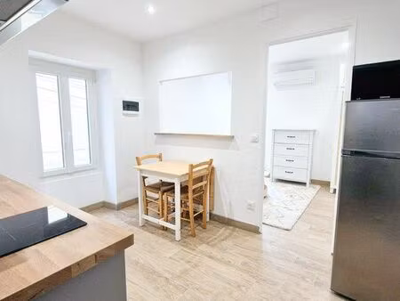 studio meublé refait à neuf - centre de roquemaure