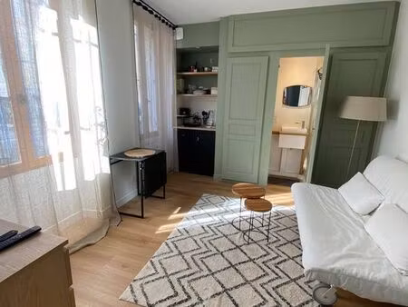 studio tout compris jardin public