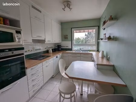 chambre meublée dans appartement 6 pièces 106 m²