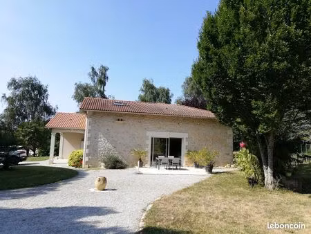 belle maison meublée au calme