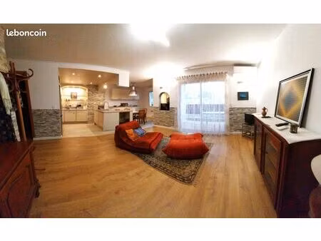 vends beau t4 lumineux