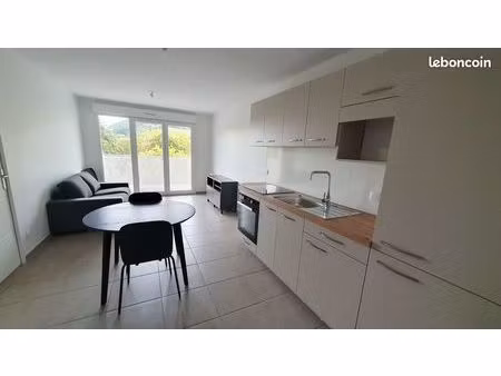 location t2 meublé neuf 38m² avec loggia et garage