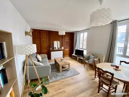 appartement 3 pièces 44 m²