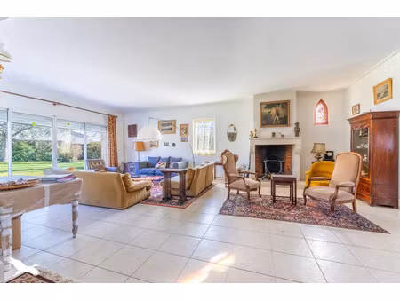 vente maison 7 pièces 170 m² nesmy (85310)