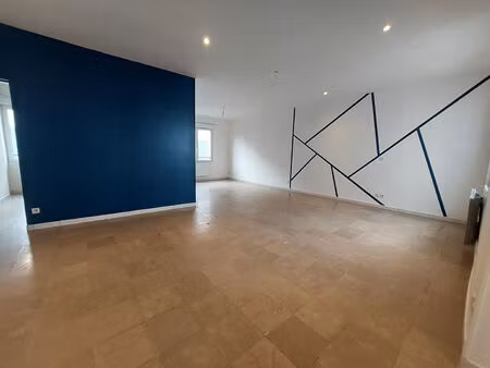 appartement eu 5 pièce(s) 133.4 m2