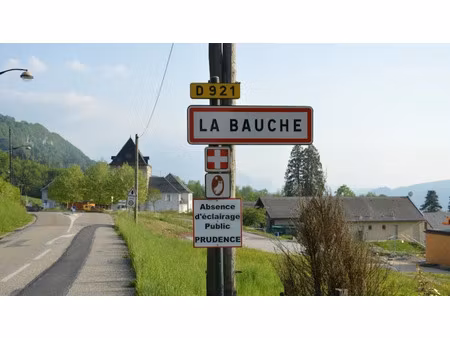 vente terrain 1097 m² à la bauche (73360)  79 000 €