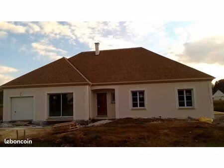 terrain 625 m² henonville