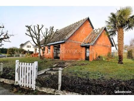 maison 2 pièces 163 m²