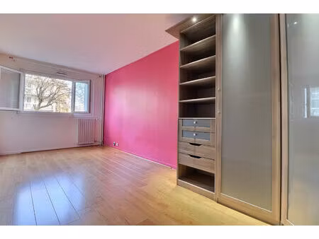 à vendre : appartement spacieux de 5 pièces à taverny