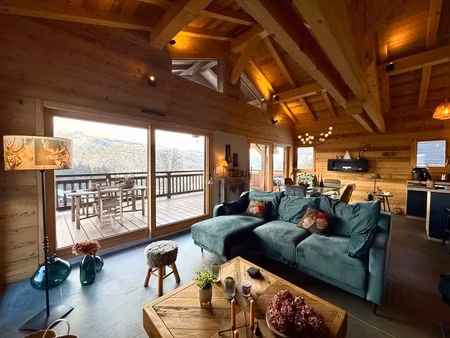 morillon (74) – magnifique chalet à vendre 5 pièces de 150 m² utile sur terrain de 583 m²