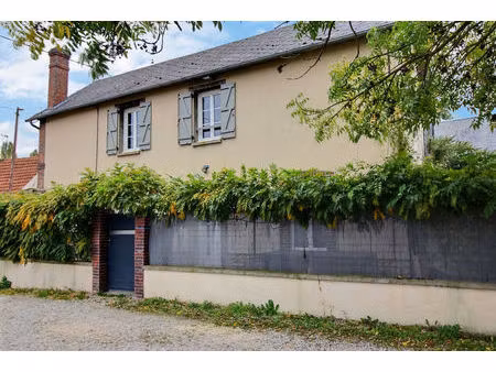 longère 5 chambres avec cour et terrasse entre epernon et maintenon