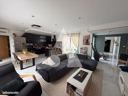 maison 5 pièces 122 m²