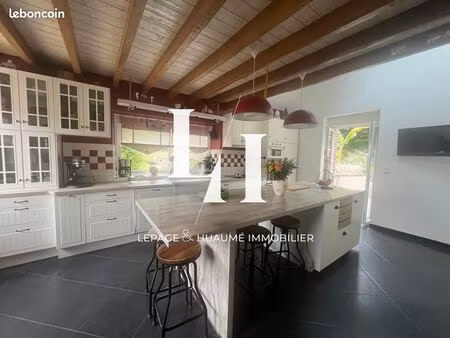 longère 8 pièces 201 m²