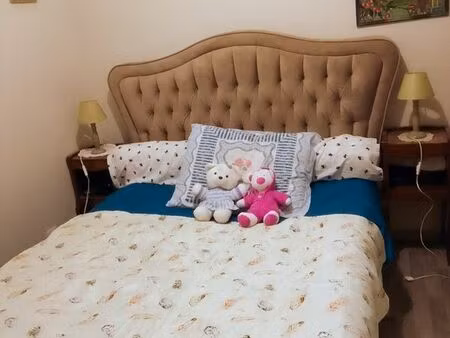 loue chez particulier chambre douche comprise linges de lit charge comprise