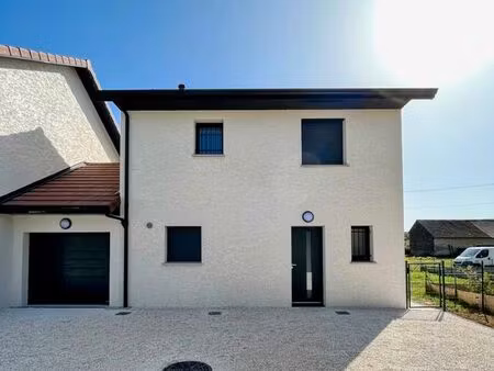 maison neuve 4 pièces avec terrain