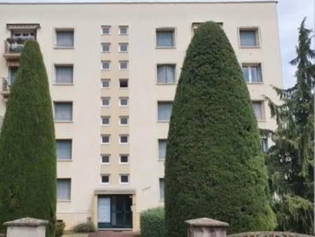 t4 a louer l'arbresle