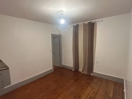 appartement f2  montereau entre centre et gare  proche hôpital  55 minutes paris gare de l