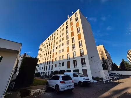 appartement à fort potentiel à rénover – proche lac d’enghien
