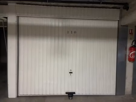 vente parking 16 m² à marseille 9ème (13009)  35 000 €