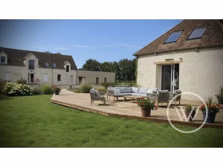 domaine d'exception : demeure de charme  étang privé  piscin