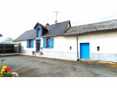 vente maison à montjean (53320) : à vendre / 79m² montjean