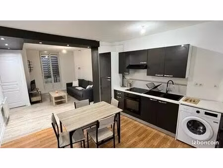 à louer – charmant 2 pièces meublé  refait à neuf