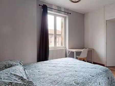 t3-saint chamond centre ville-60 m2