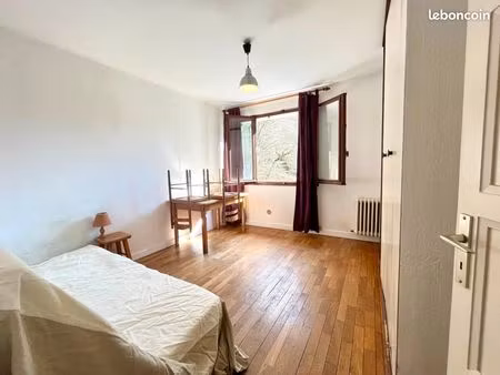 studio 1 pièce 18 m²