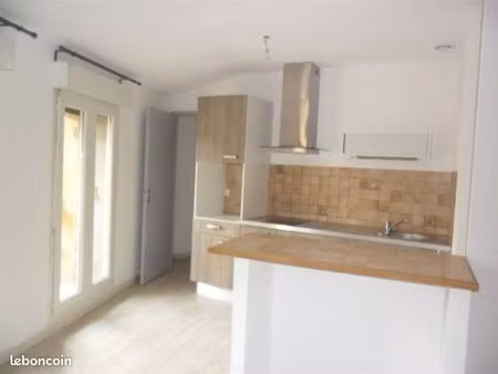 appartement le bousquet d'orb t2 39m²