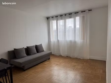 f2 43m2 meublé avec parking proche métro 7