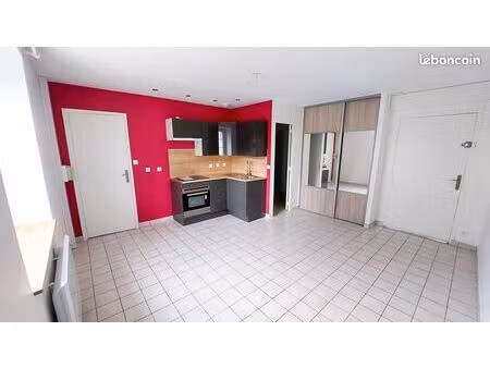 appartement t2 rénové – rez-de-chaussée – cairon (10 min de caen)