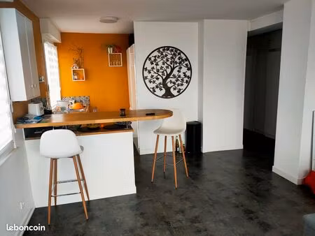 bel appartement lumineux meublé