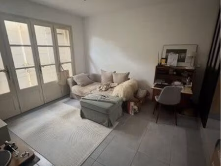 t2 avec jardin  centre ville de villeneuve