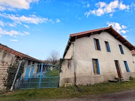 maison avec place de parking et terrain