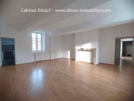 location appartement 3 pièces à dinan (22100) : à louer 3 pièces / 83m² dinan