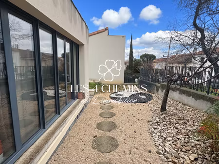 location locaux professionnels 46.1 m² à gréasque (13850)  900 €