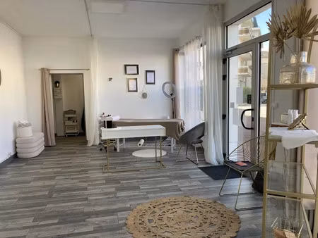 location locaux professionnels 55 m² à limoges (87000)  600 €