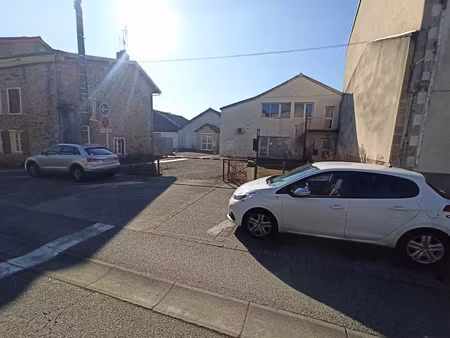 location locaux professionnels 90 m² à saint-junien (87200)  800 €