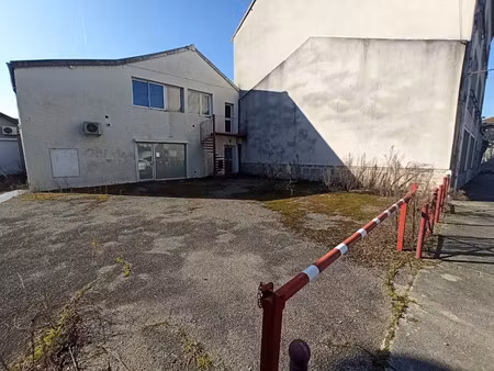location locaux professionnels 0 pièces 220 m² à saint-junien (87200)  1 320 €