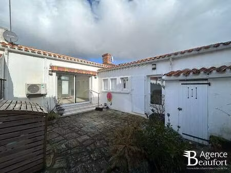 vente maison à saint-gilles-croix-de-vie croix de vie (85800) : à vendre / 53m² saint-gill