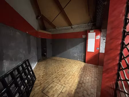 location locaux professionnels 20.76 m² à limoges (87000)  4 300 €