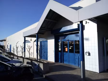 location locaux professionnels 448 m² à limoges (87000)  2 700 €